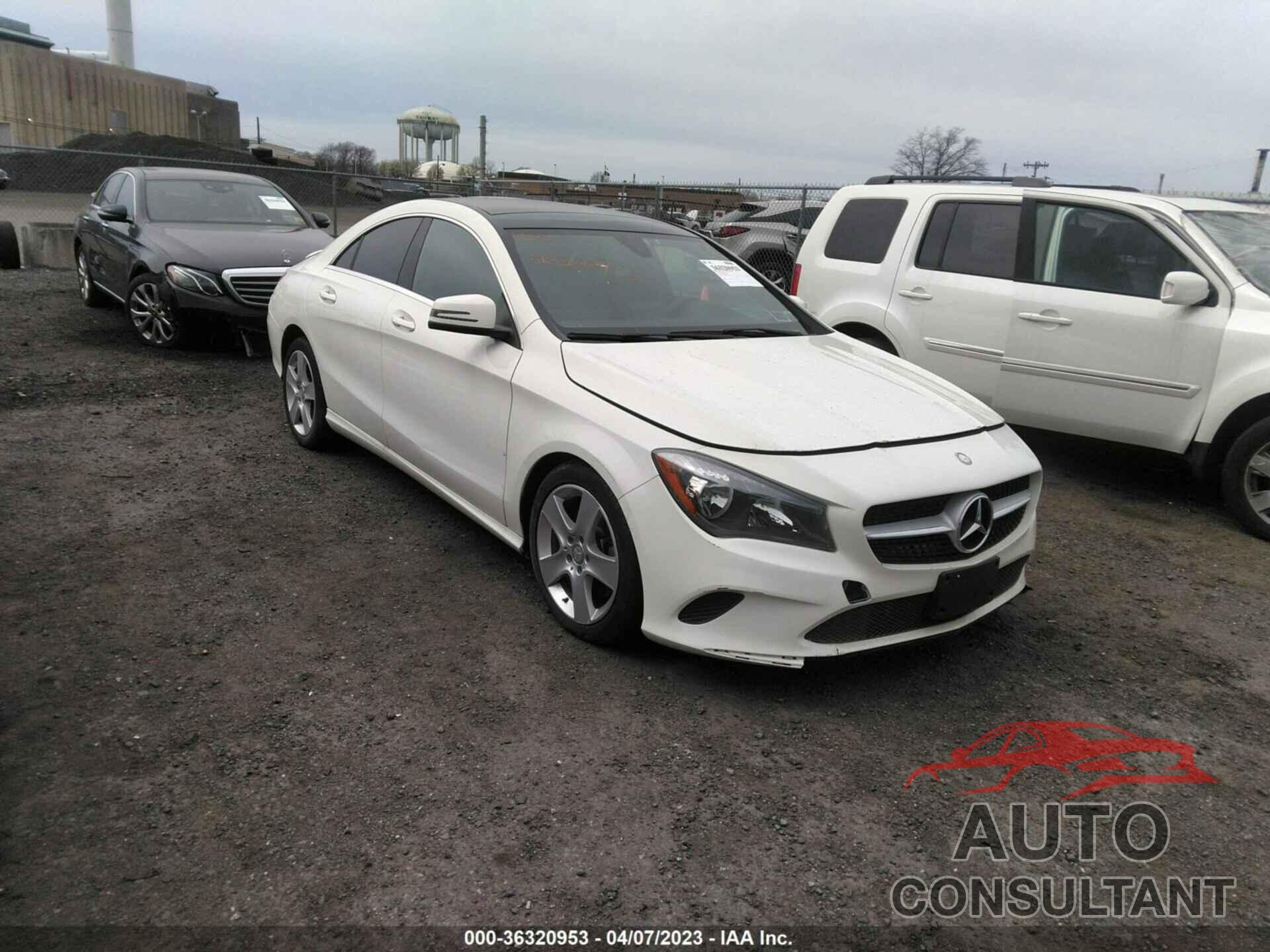 MERCEDES-BENZ CLA 2017 - WDDSJ4GB4HN439484