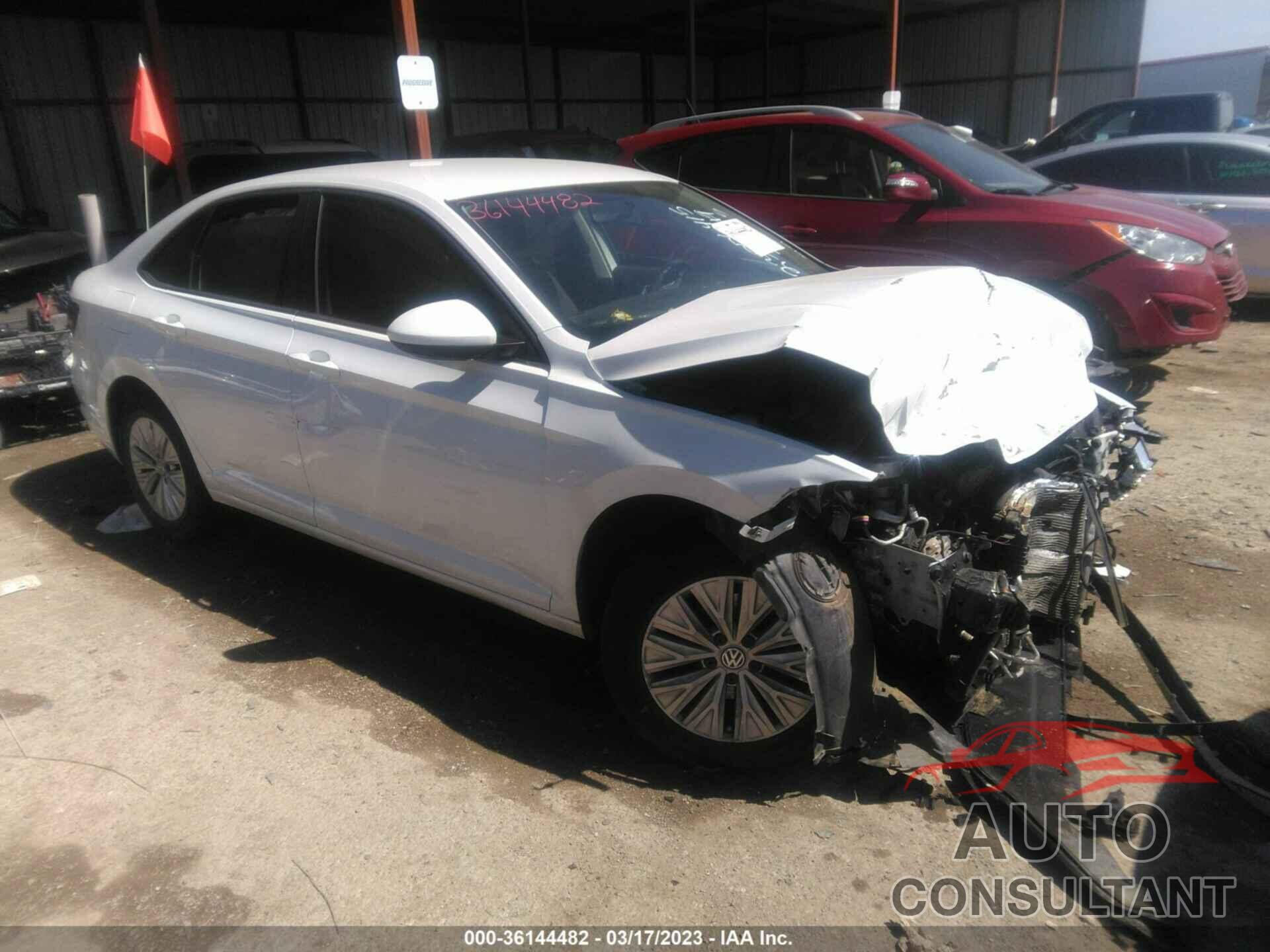 VOLKSWAGEN JETTA 2019 - 3VWN57BU7KM095220