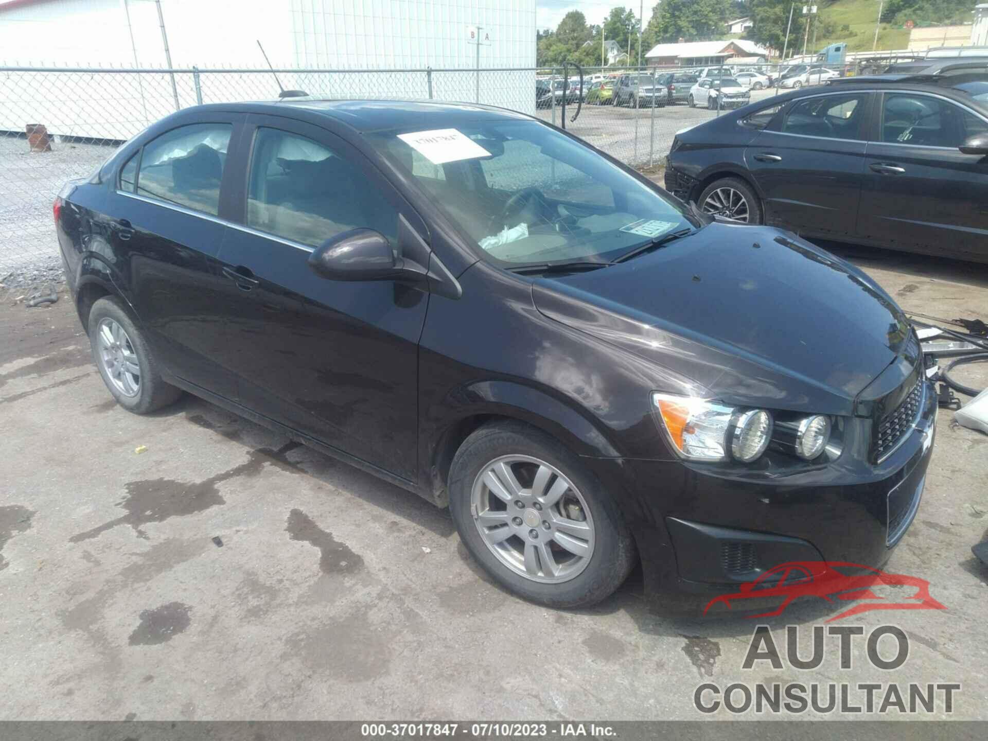 CHEVROLET SONIC 2016 - 1G1JC5SH6G4147205