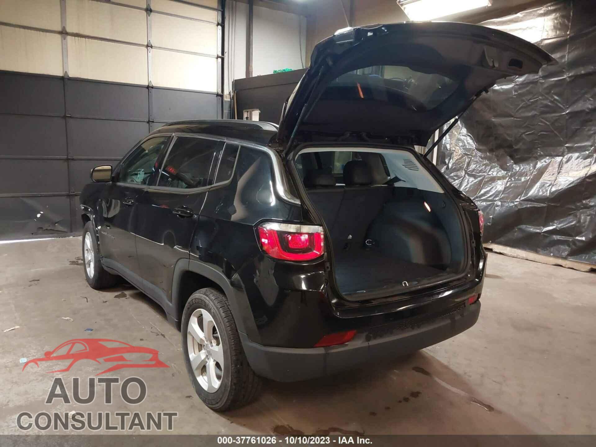 JEEP COMPASS 2020 - 3C4NJDBB9LT100467