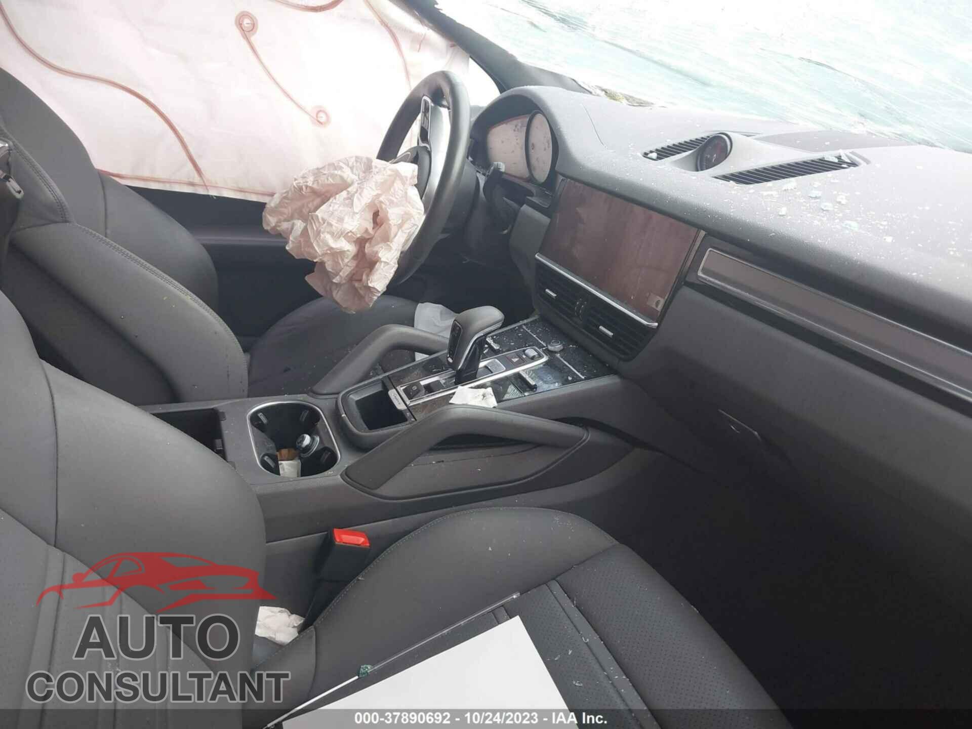 PORSCHE CAYENNE 2023 - WP1AA2AY3PDA02540