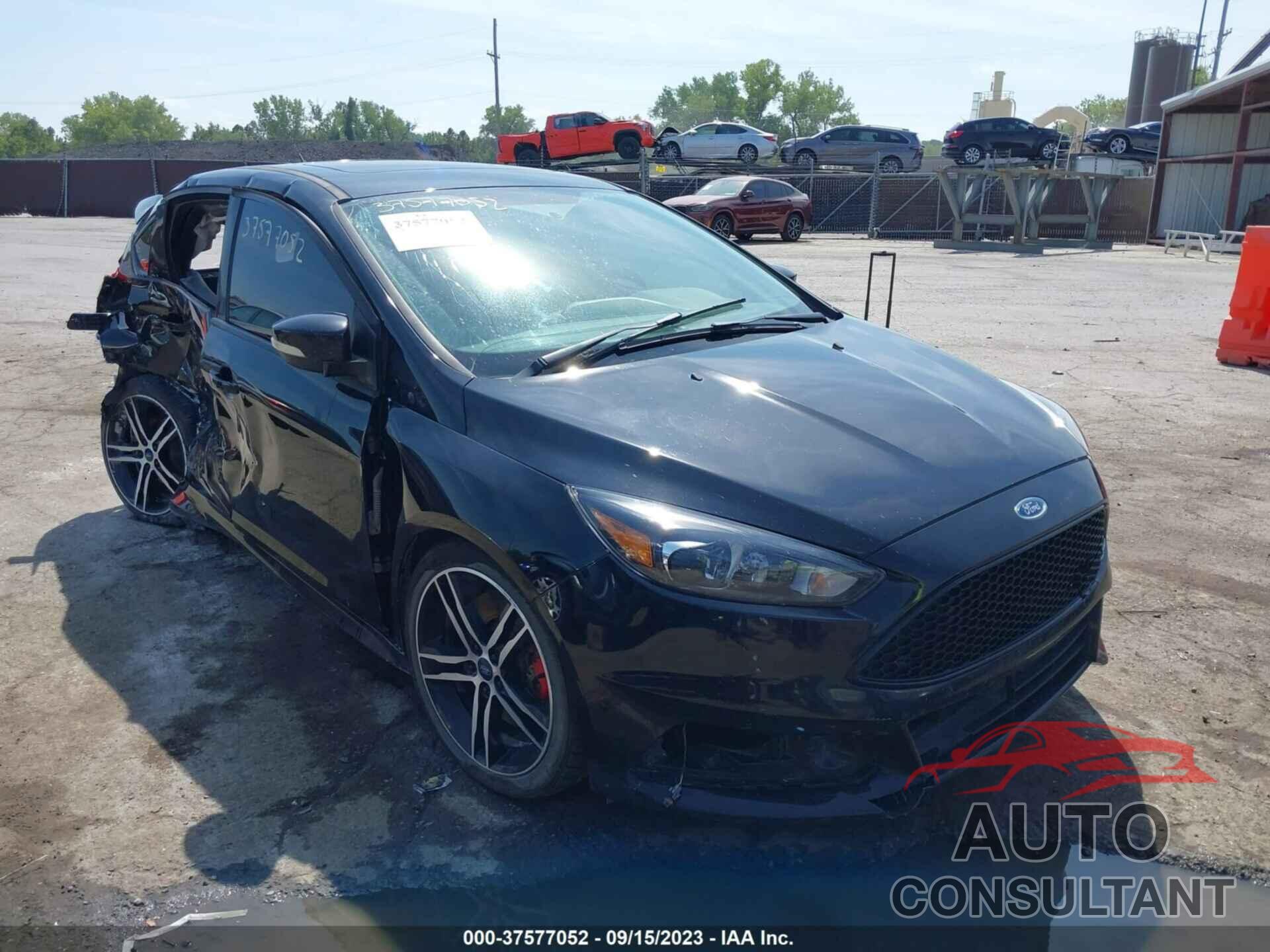 FORD FOCUS ST 2018 - 1FADP3L9XJL259867