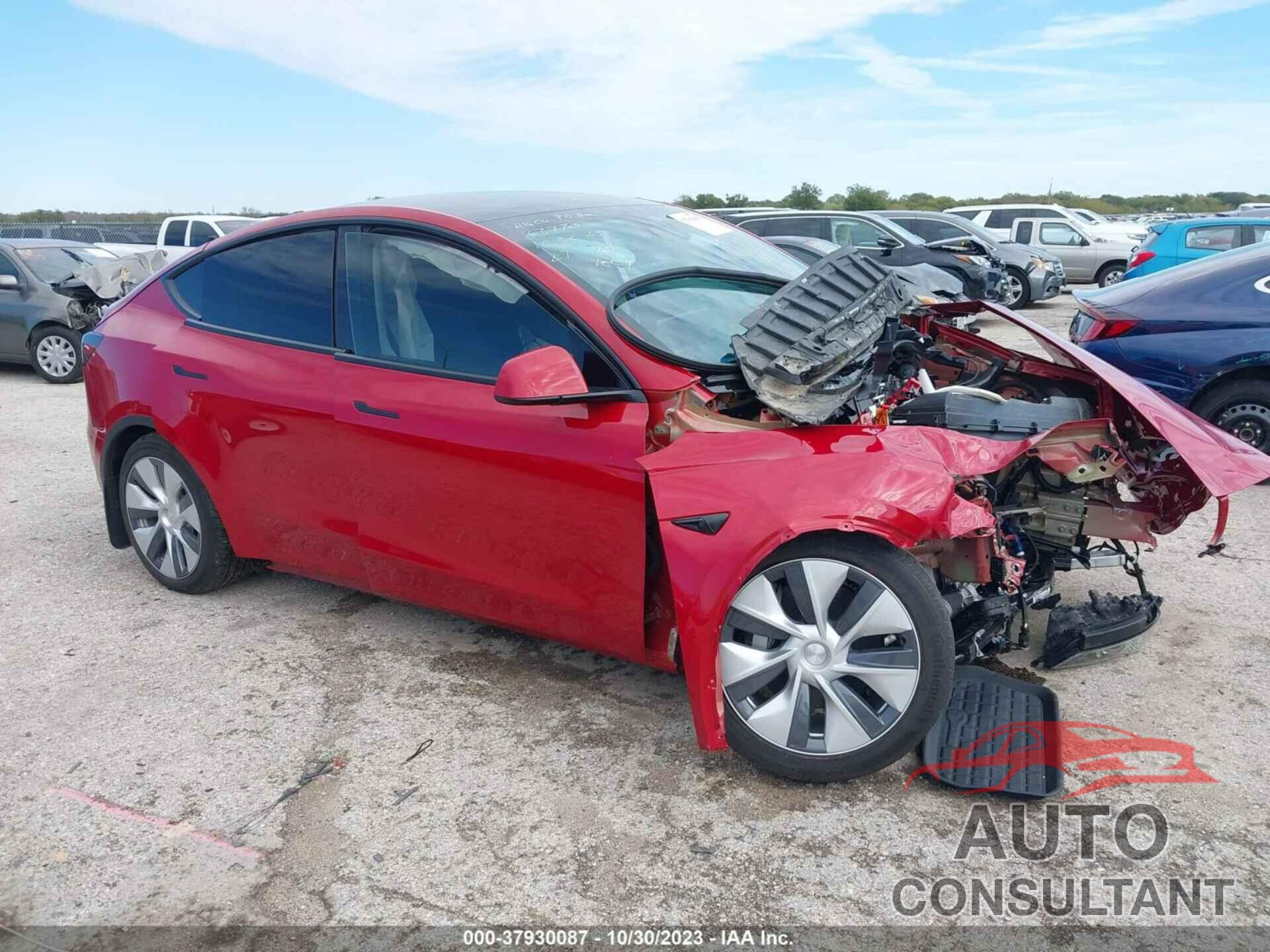 TESLA MODEL Y 2023 - 7SAYGDEE7PA130752