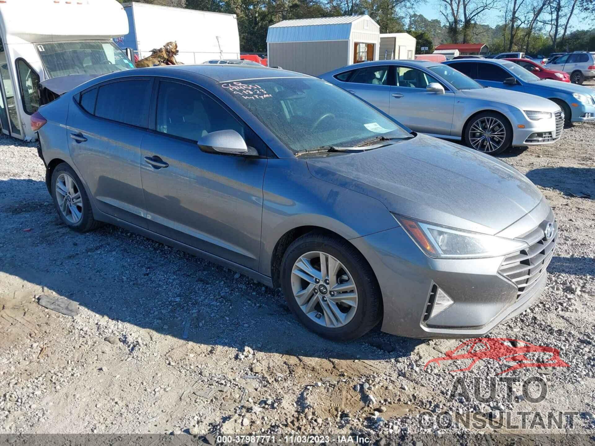 HYUNDAI ELANTRA 2019 - KMHD84LF1KU878318