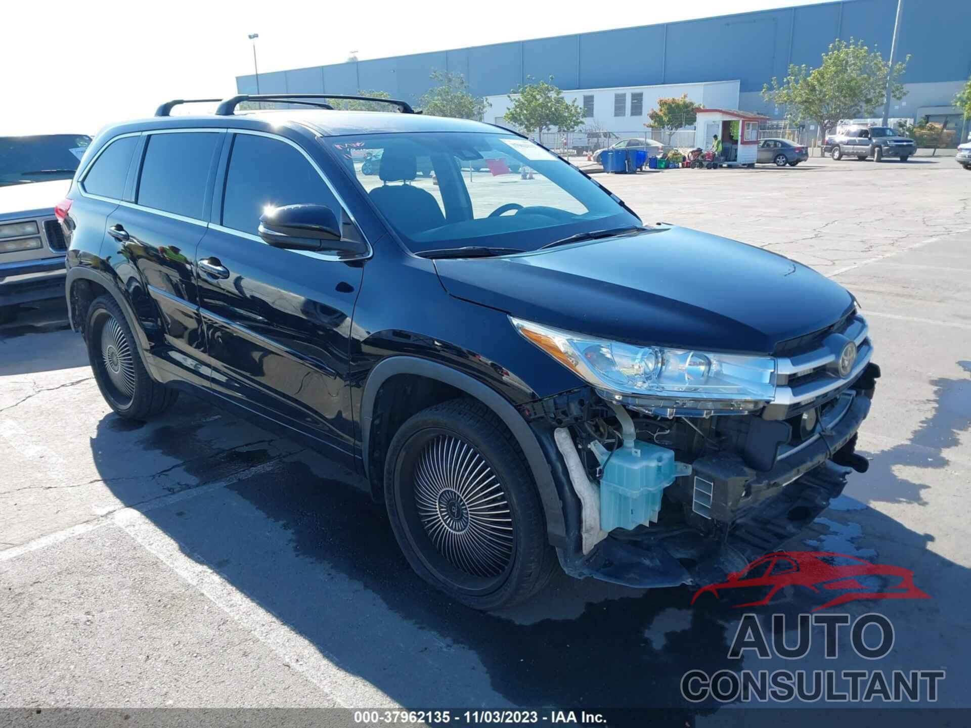 TOYOTA HIGHLANDER 2017 - 5TDBZRFH3HS393985