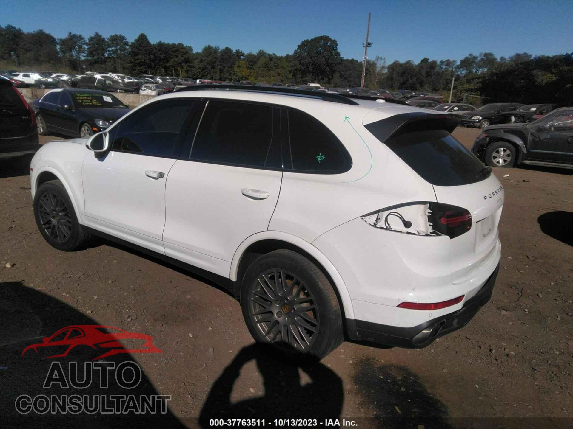 PORSCHE CAYENNE 2017 - WP1AA2A28HKA91580