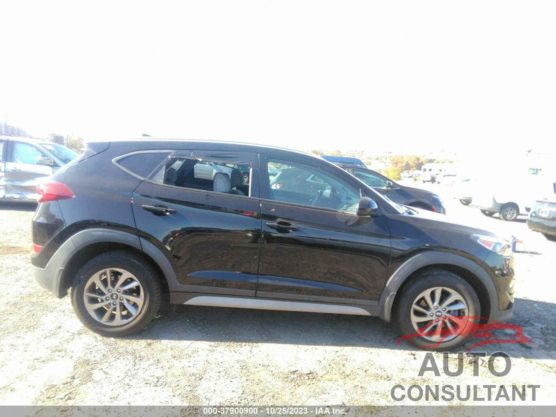 HYUNDAI TUCSON 2018 - KM8J33A42JU683386