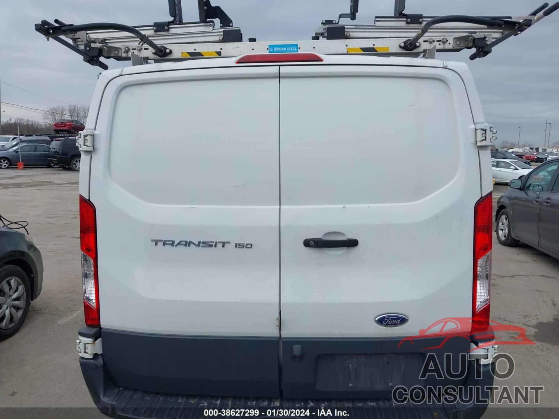 FORD TRANSIT-150 2018 - 1FTYE1ZM3JKA77757