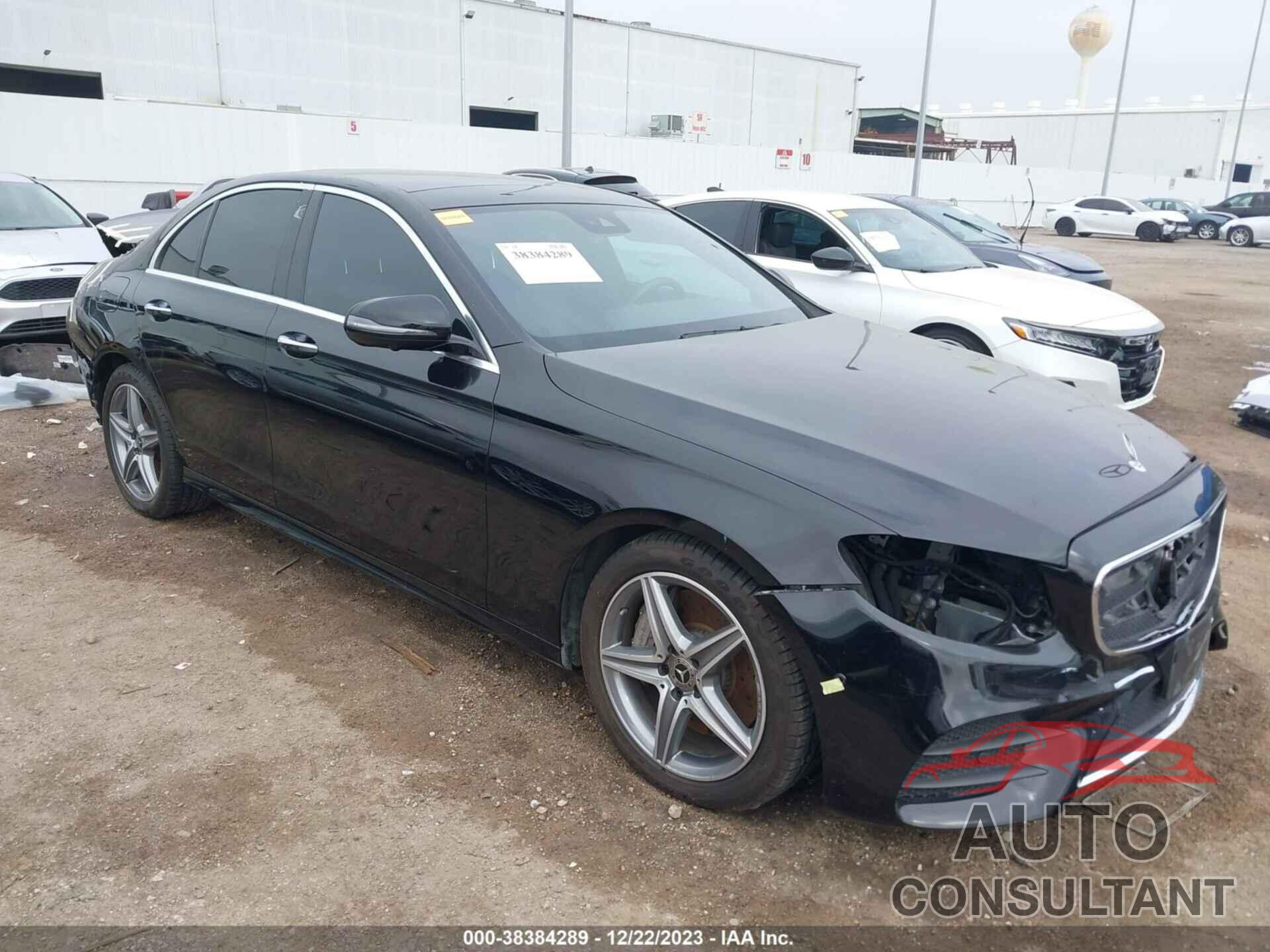 MERCEDES-BENZ E 300 2019 - WDDZF4JB2KA520989