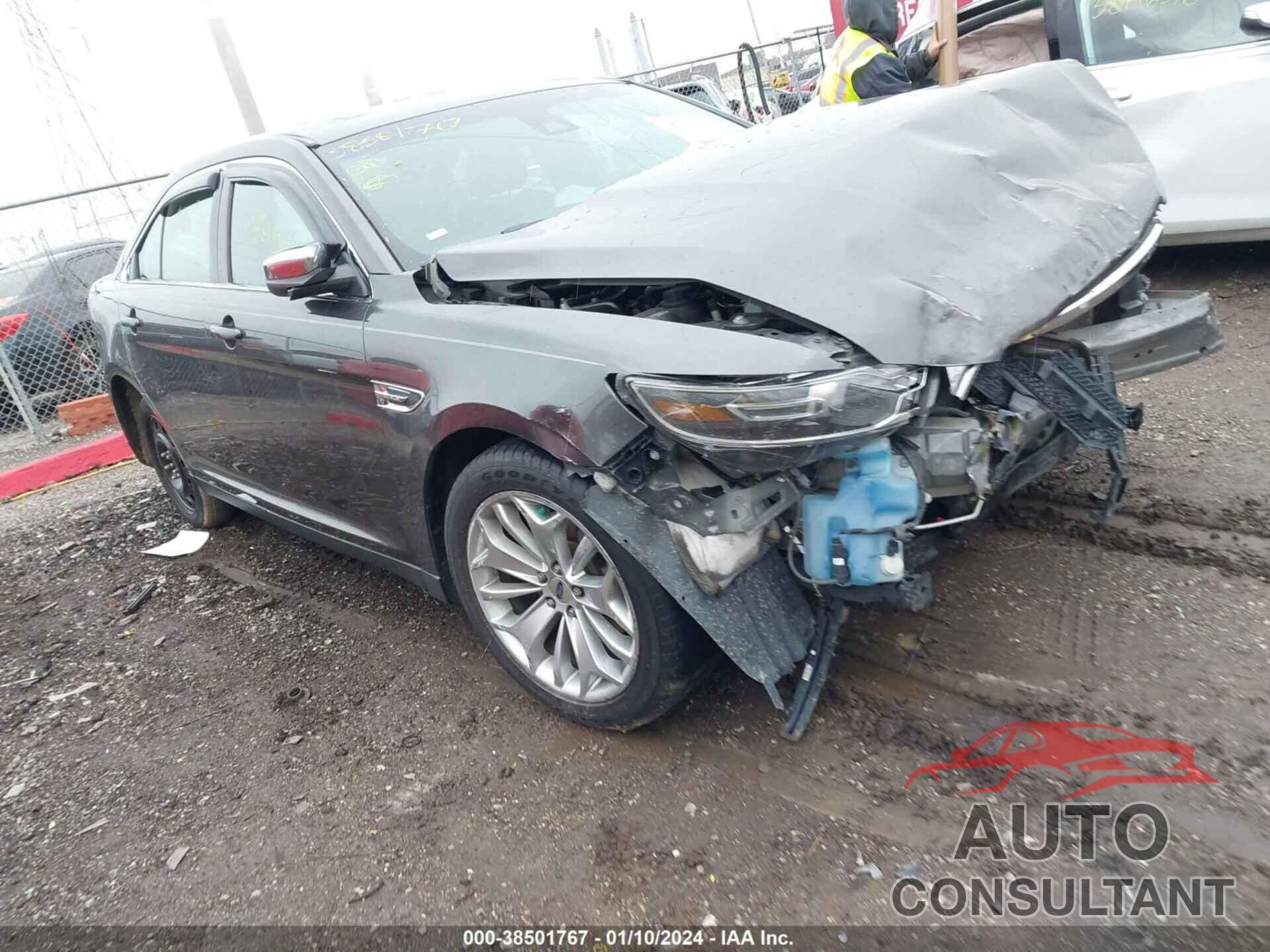 FORD TAURUS 2017 - 1FAHP2F82HG108619