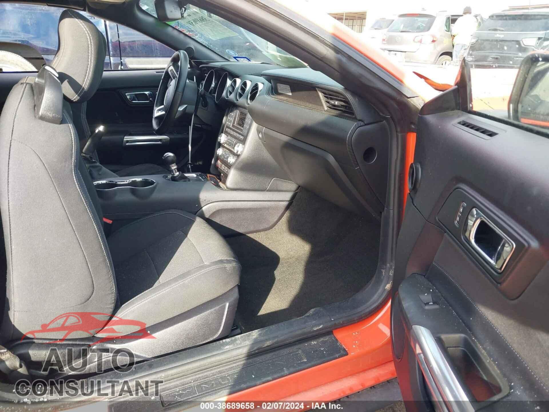 FORD MUSTANG 2016 - 1FATP8EM2G5260647