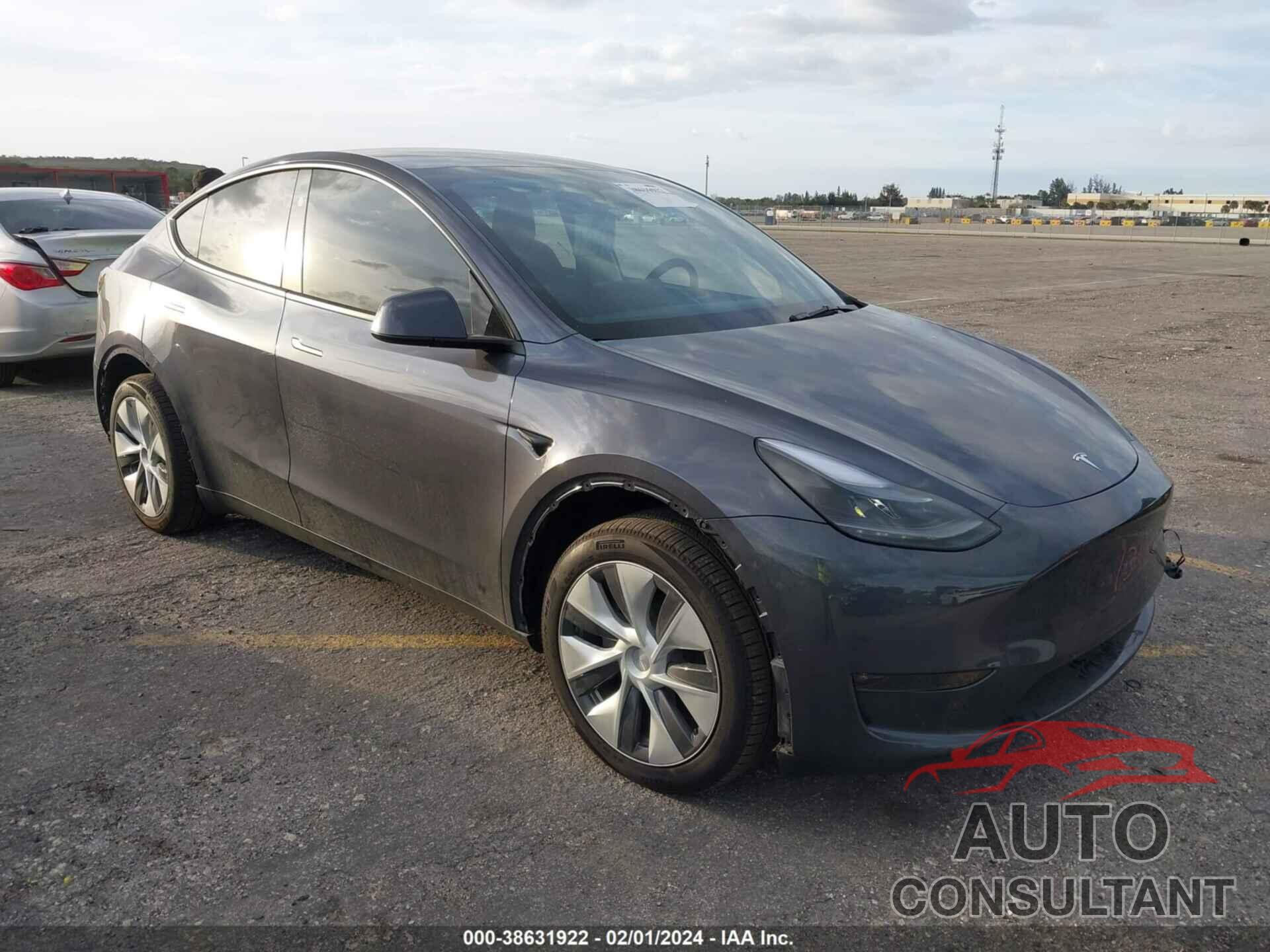 TESLA MODEL Y 2023 - 7SAYGDEEXPA170615