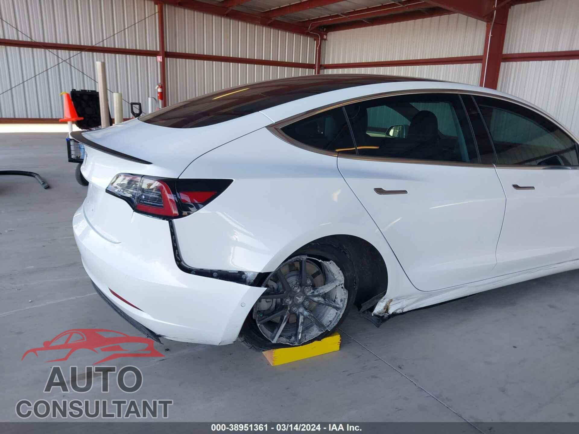TESLA MODEL 3 2018 - 5YJ3E1EA2JF017410
