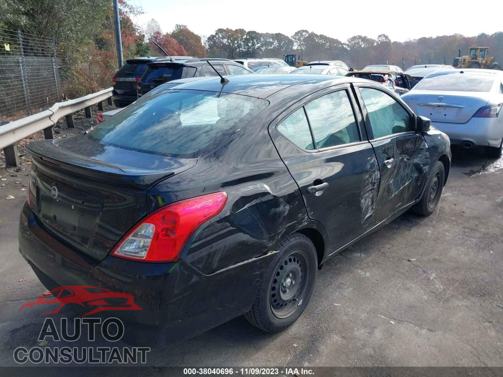 NISSAN VERSA 2019 - 3N1CN7AP0KL828397