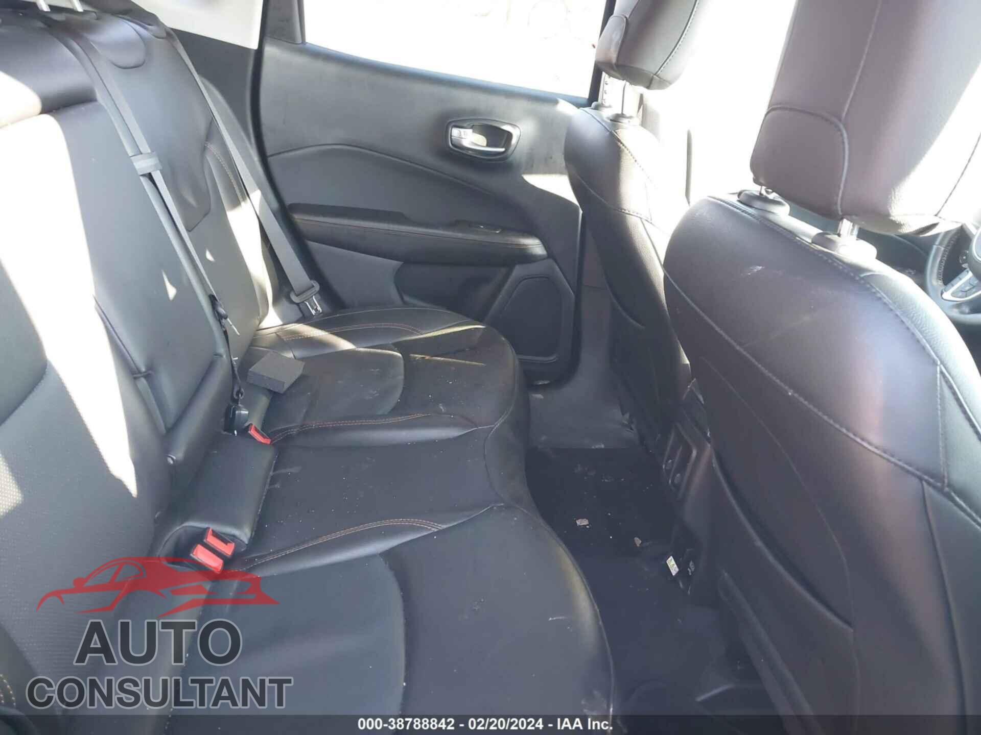 JEEP COMPASS 2020 - 3C4NJDCB9LT238959