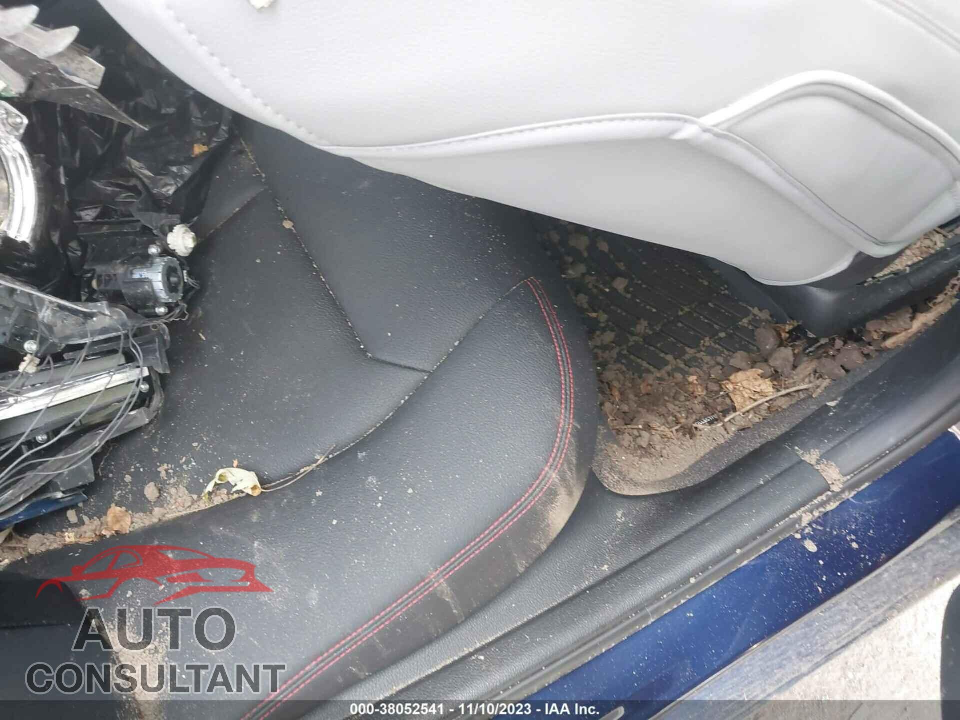 BMW 330 2018 - WBA8D9G58JNU70971