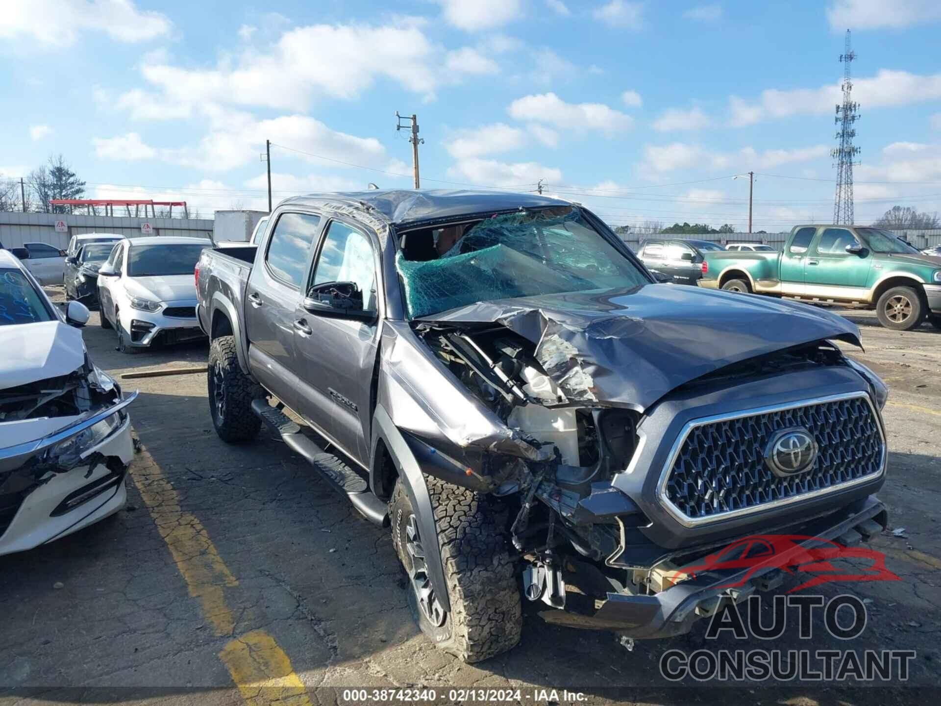 TOYOTA TACOMA 2019 - 5TFCZ5AN5KX196263