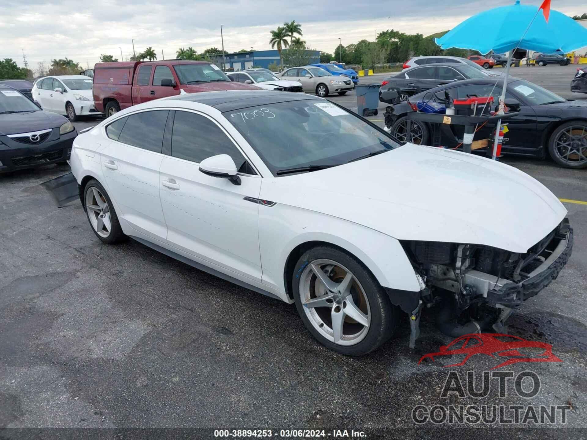 AUDI A5 2018 - WAUDNCF53JA057003