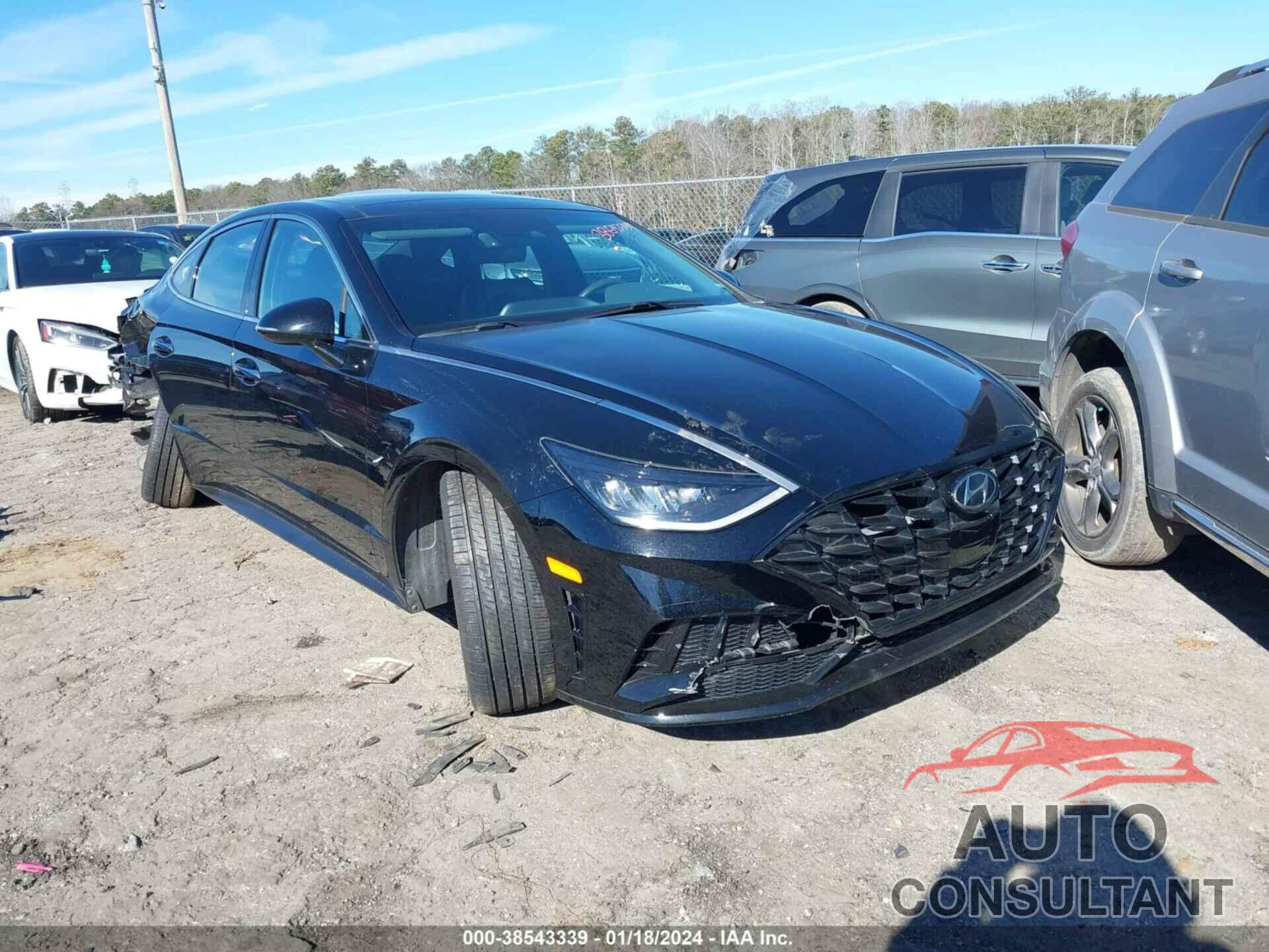 HYUNDAI SONATA 2023 - KMHL44J24PA281602