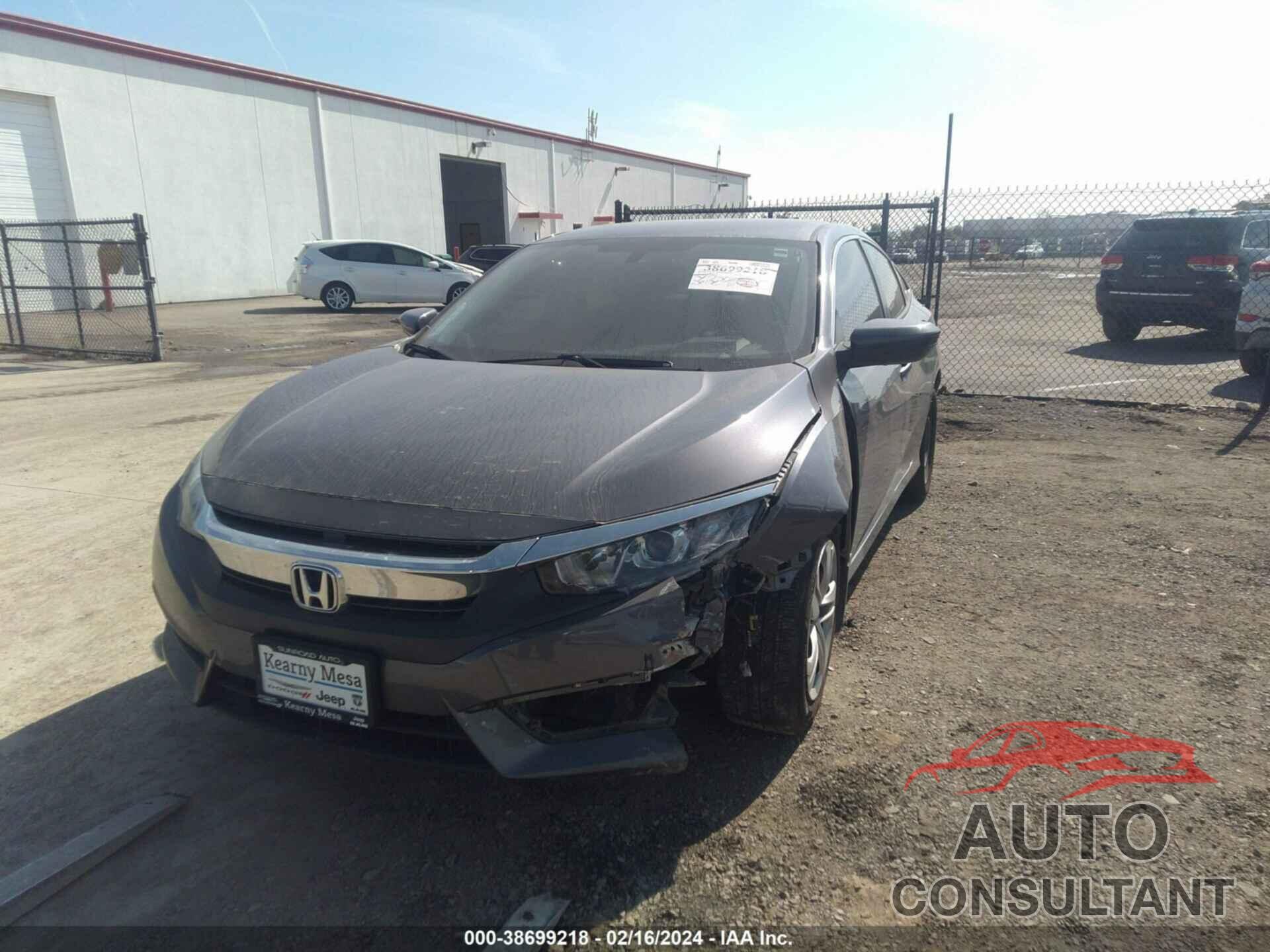 HONDA CIVIC 2018 - 2HGFC2F53JH608691