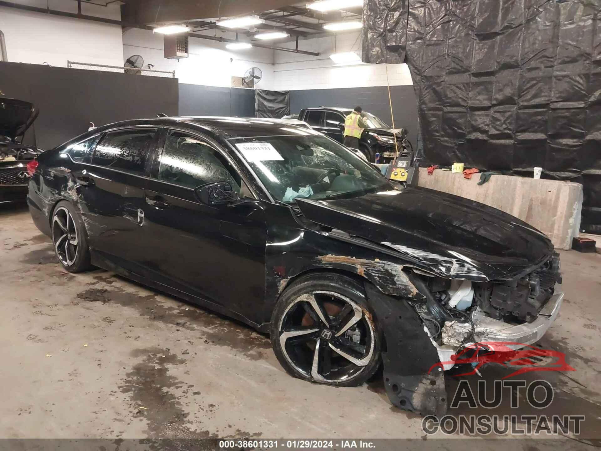 HONDA ACCORD 2018 - 1HGCV1F32JA039238