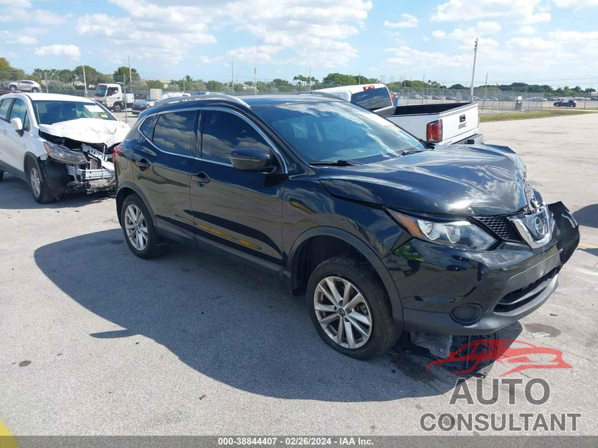 NISSAN ROGUE SPORT 2019 - JN1BJ1CP7KW243957