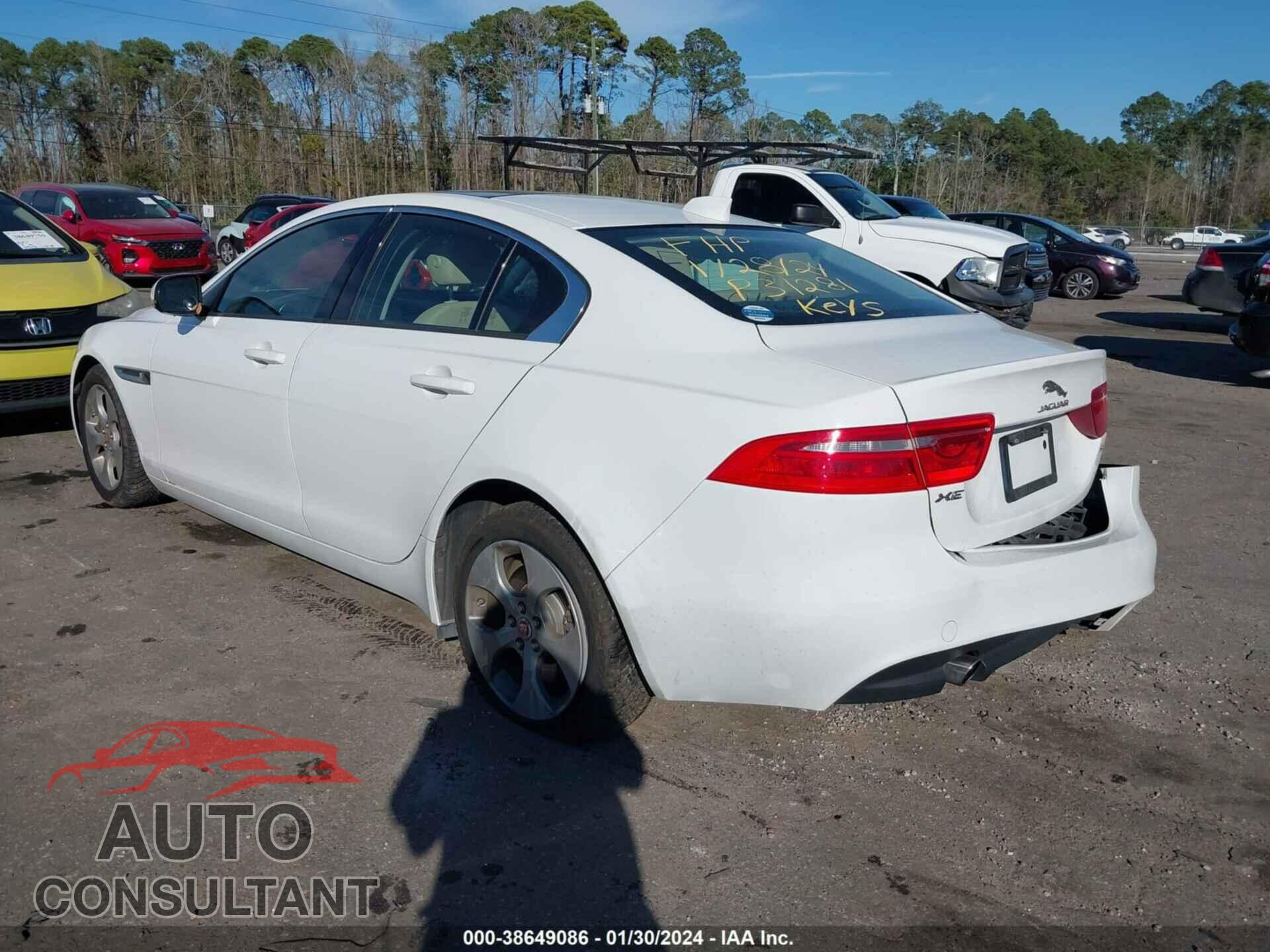 JAGUAR XE 2018 - SAJAR4FX6JCP31281