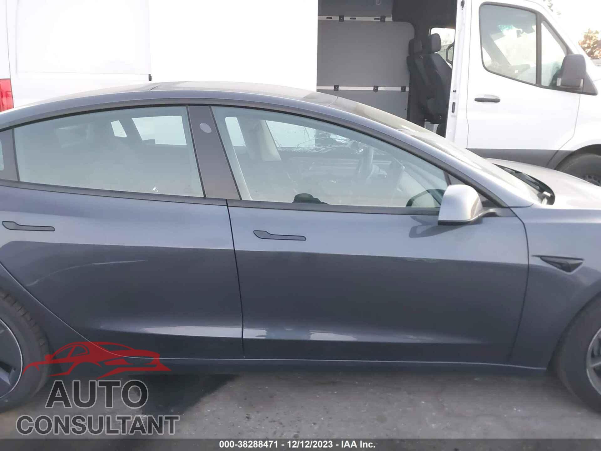 TESLA MODEL 3 2021 - 5YJ3E1EA4MF076169