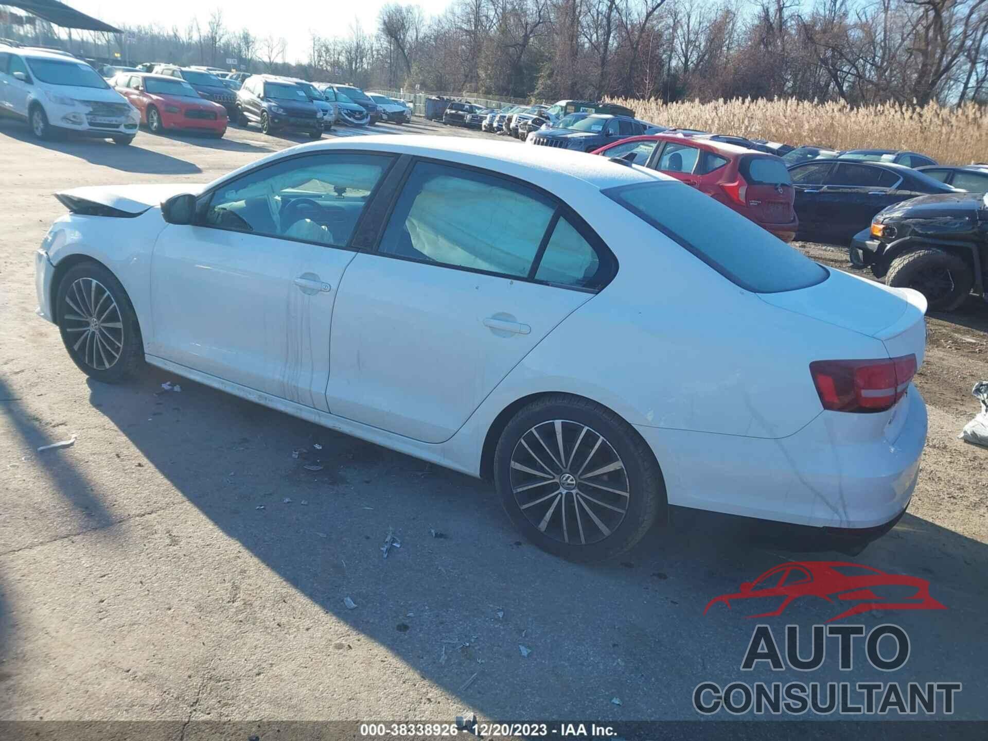 VOLKSWAGEN JETTA 2016 - 3VWD17AJ7GM253142