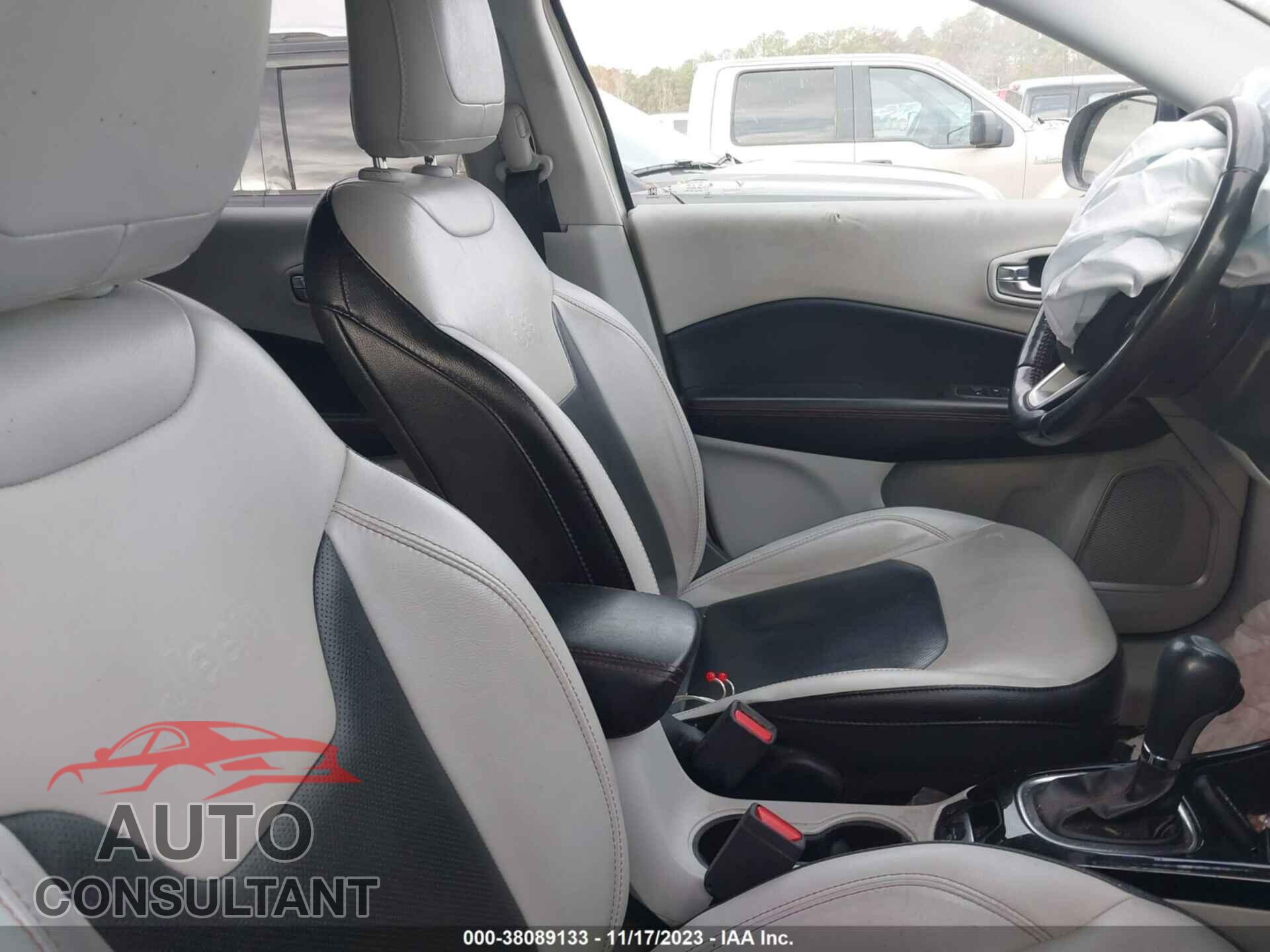 JEEP COMPASS 2020 - 3C4NJCCB1LT170778
