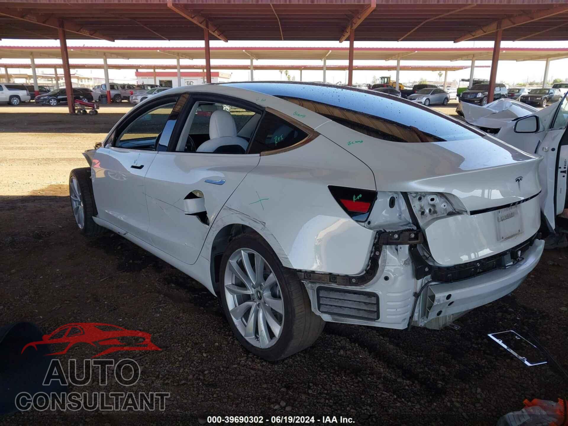 TESLA MODEL 3 2018 - 5YJ3E1EA9JF169636
