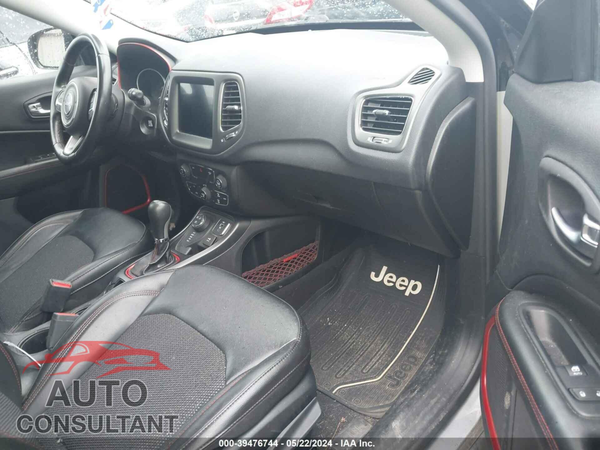 JEEP COMPASS 2020 - 3C4NJDDB0LT177161