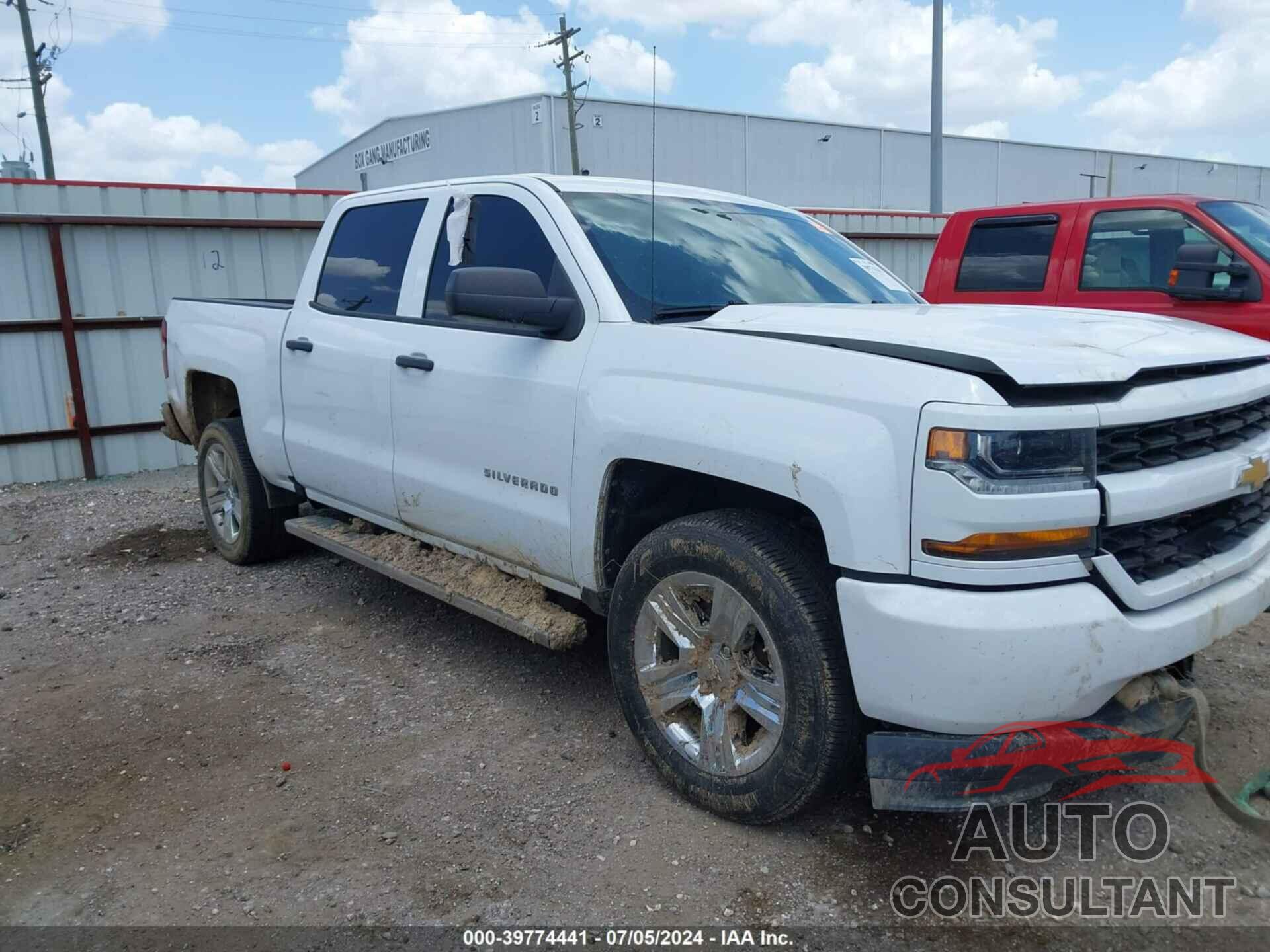 CHEVROLET SILVERADO 1500 2018 - 3GCPCPECXJG333370