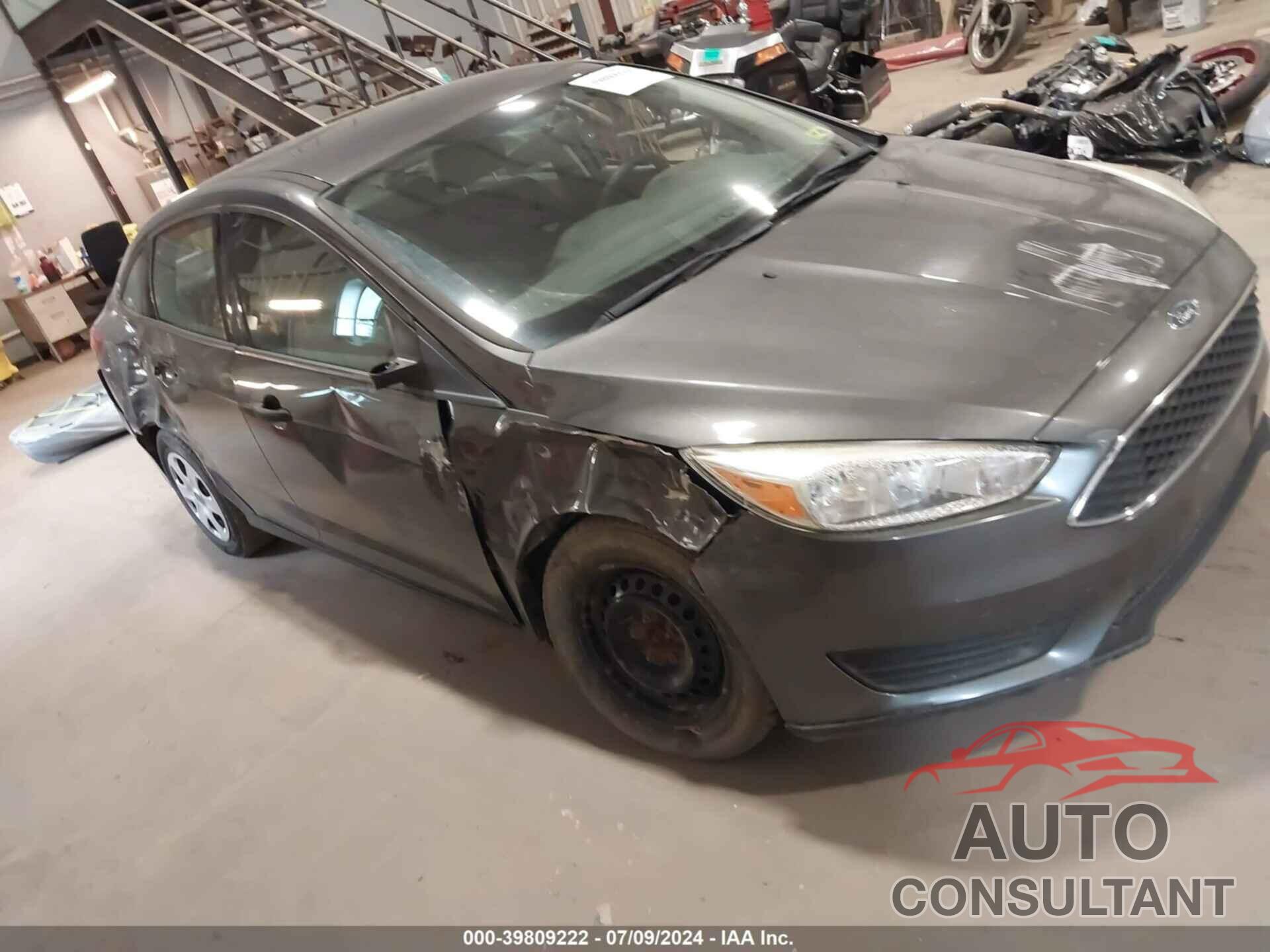 FORD FOCUS 2018 - 1FADP3E22JL306535