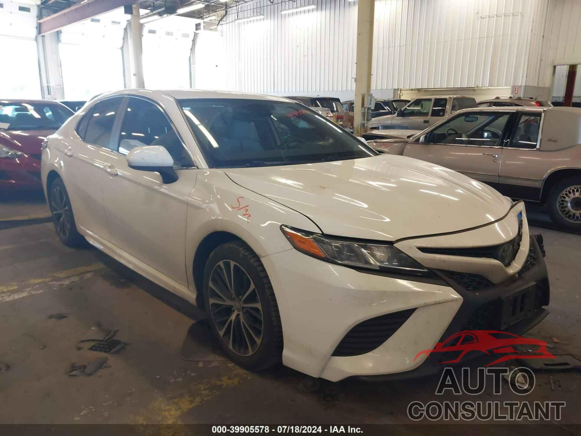 TOYOTA CAMRY 2020 - 4T1G11AK8LU350826