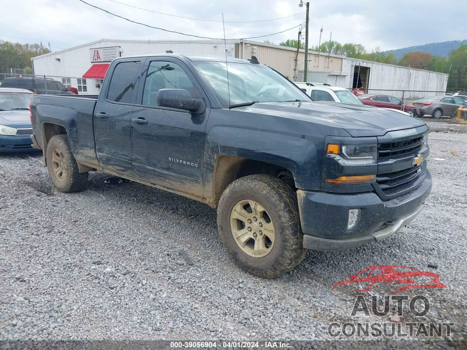 CHEVROLET SILVERADO 1500 2018 - 1GCVKREC6JZ307676