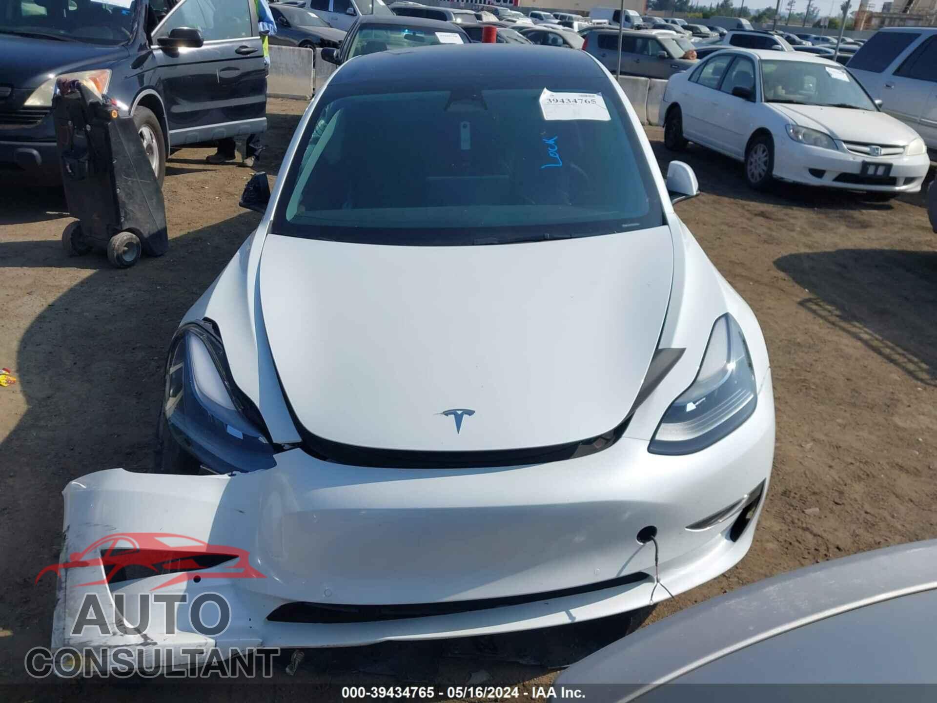 TESLA MODEL 3 2022 - 5YJ3E1EB4NF330716