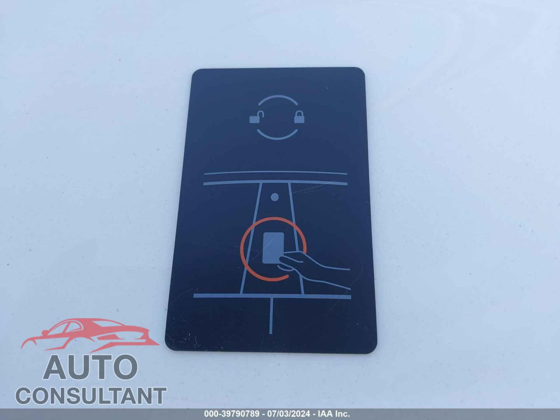 TESLA MODEL 3 2024 - 5YJ3E1EA5RF756475