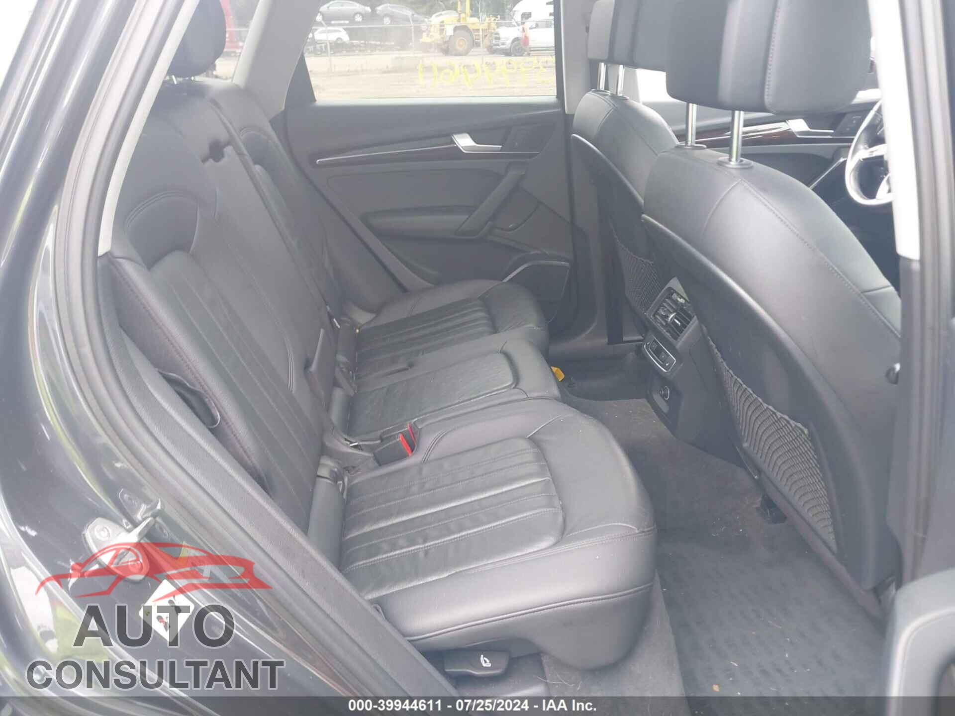AUDI Q5 2018 - WA1BNAFY7J2024955