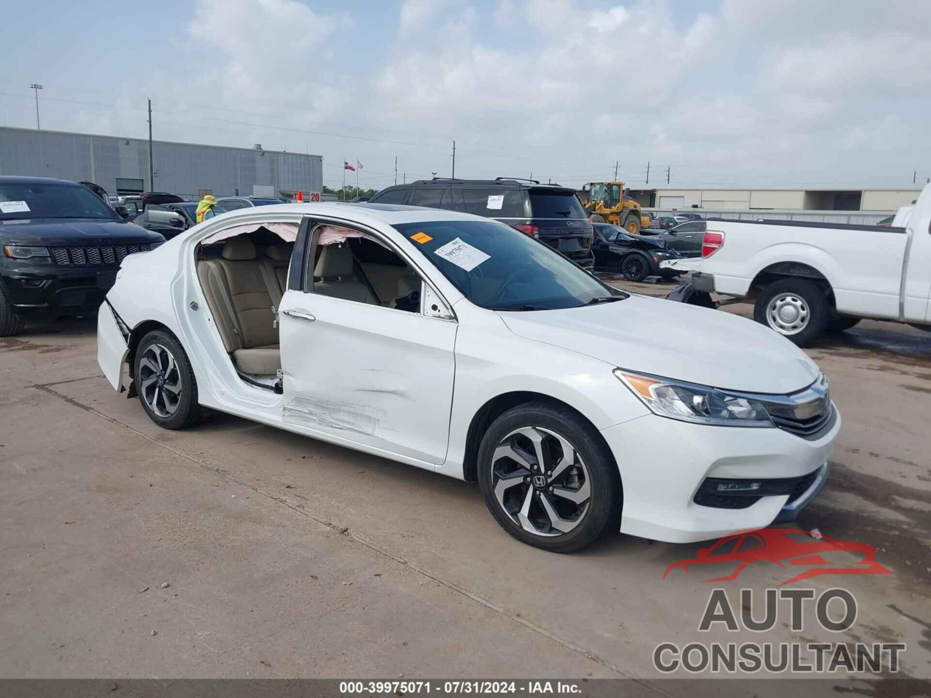 HONDA ACCORD 2016 - 1HGCR3F82GA020645