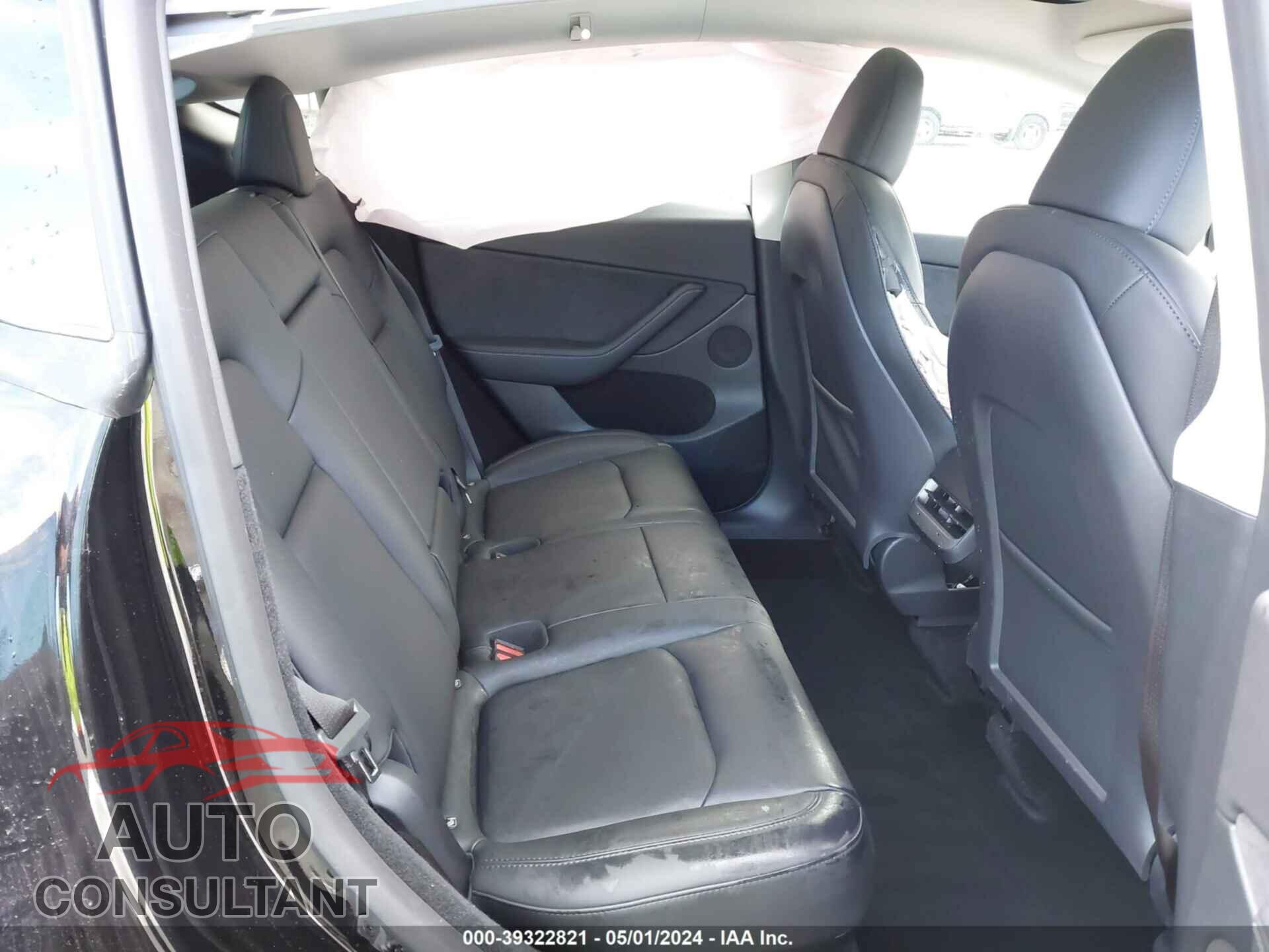 TESLA MODEL Y 2023 - 7SAYGDEE0PF871909