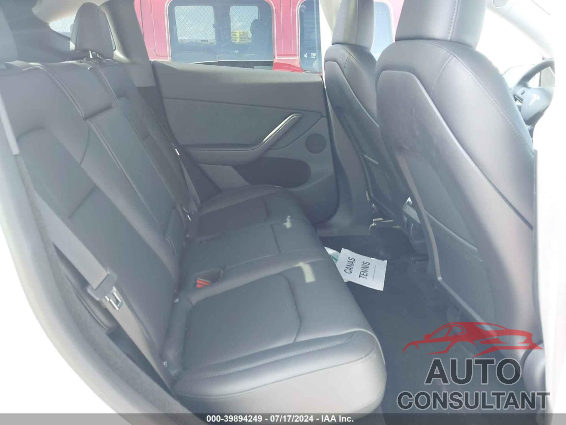 TESLA MODEL Y 2023 - 7SAYGDEE2PA110084