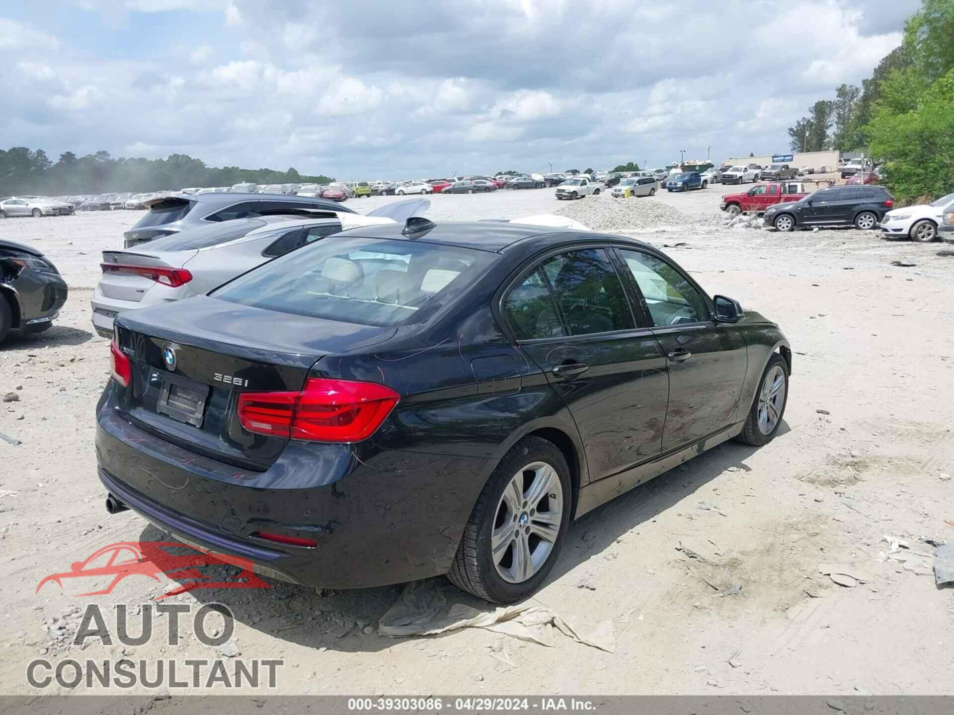 BMW 328I 2016 - WBA8E3G58GNU02821