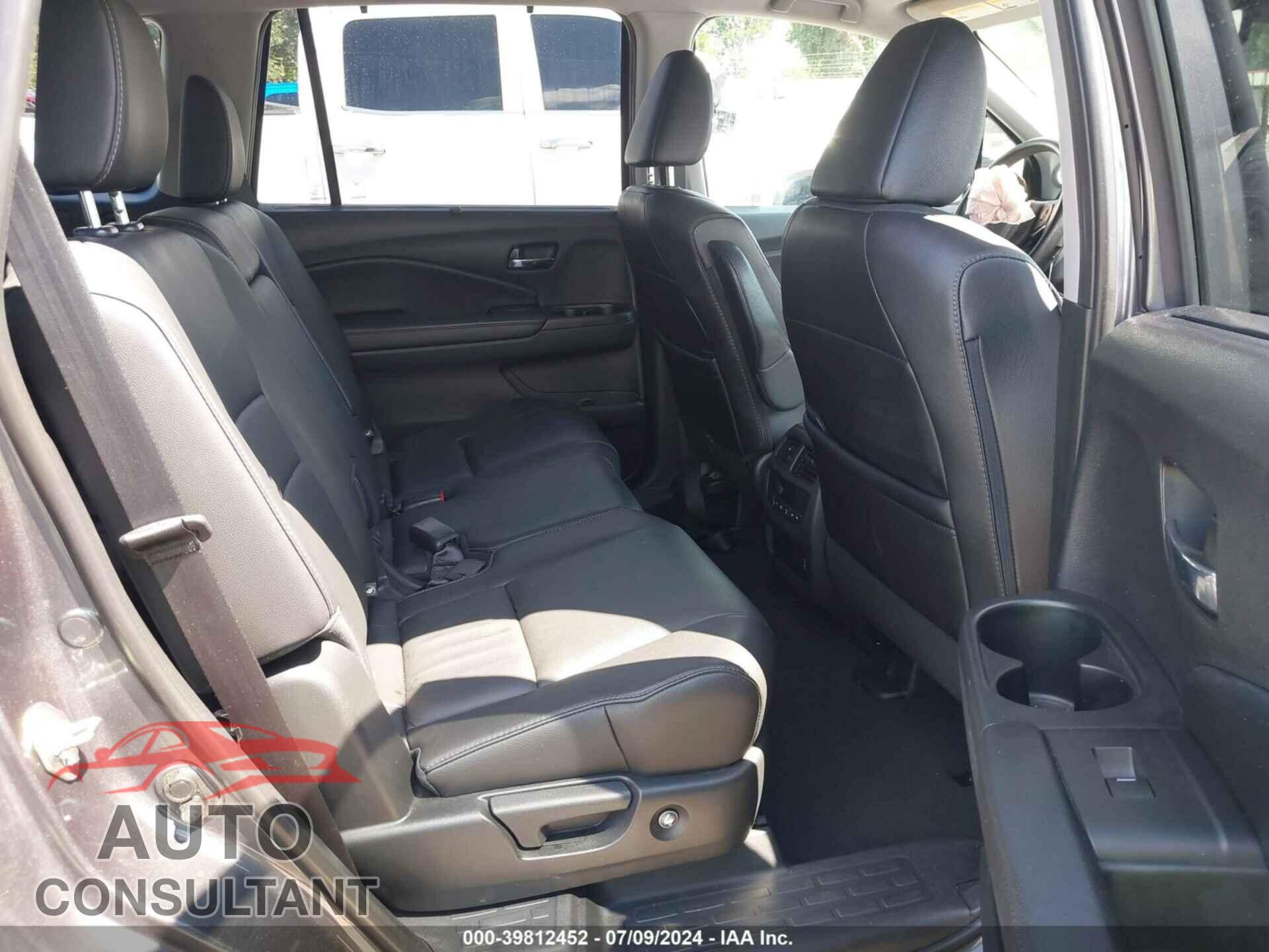 HONDA PILOT 2019 - 5FNYF5H5XKB028357