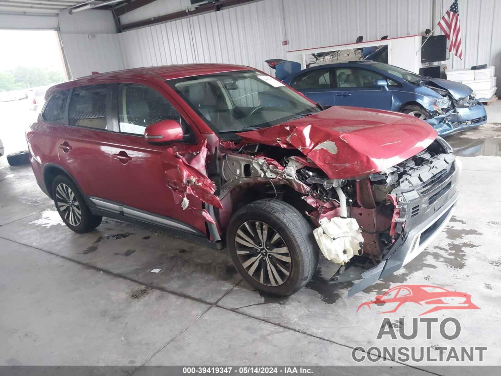 MITSUBISHI OUTLANDER 2019 - JA4AD3A3XKZ046172