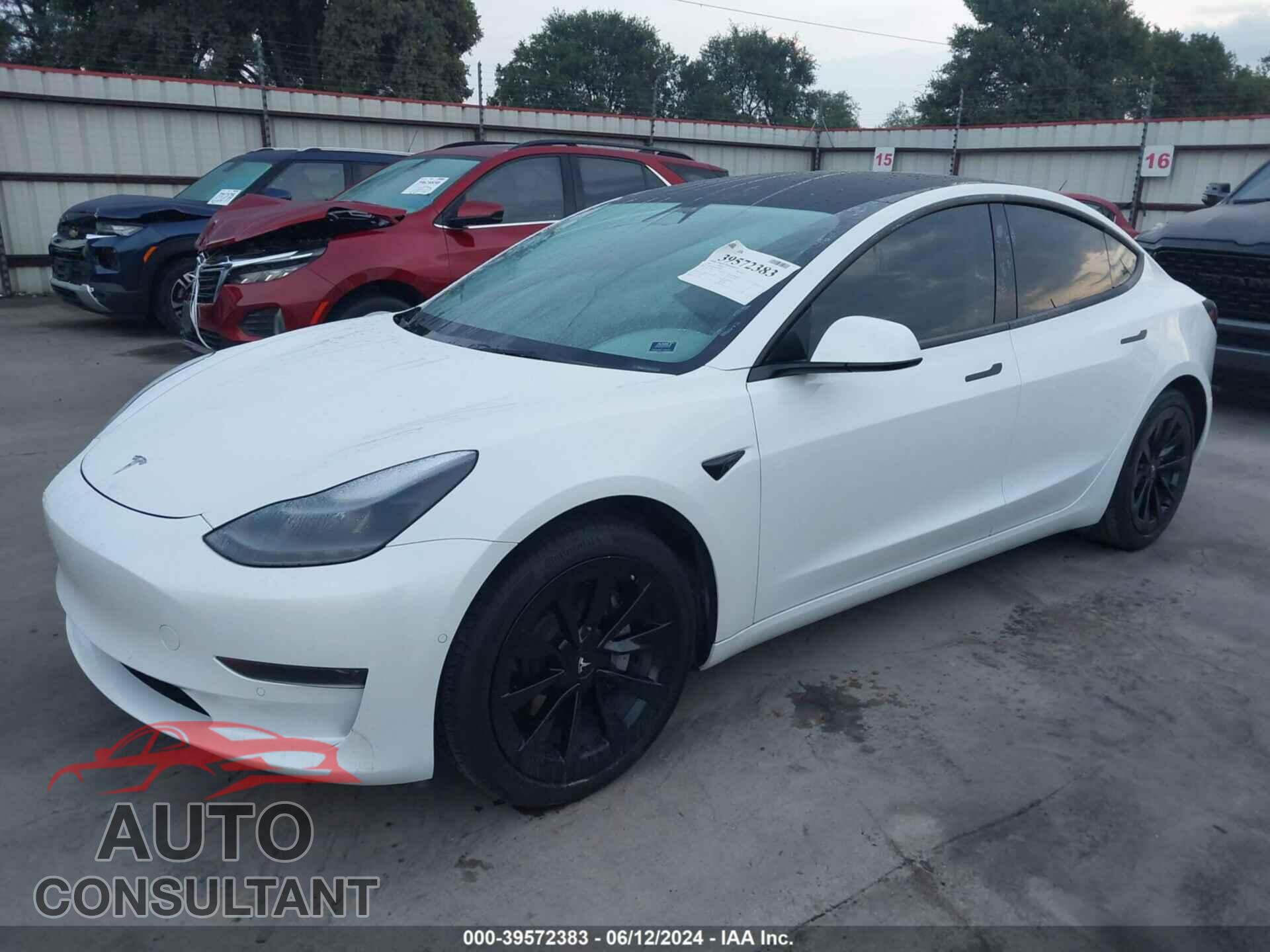 TESLA MODEL 3 2022 - 5YJ3E1EA4NF317102