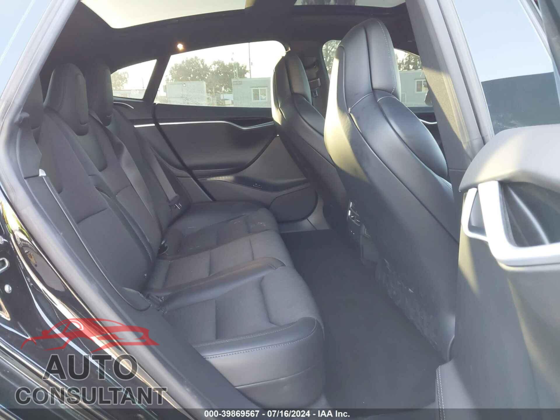TESLA MODEL S 2017 - 5YJSA1E12HF215812