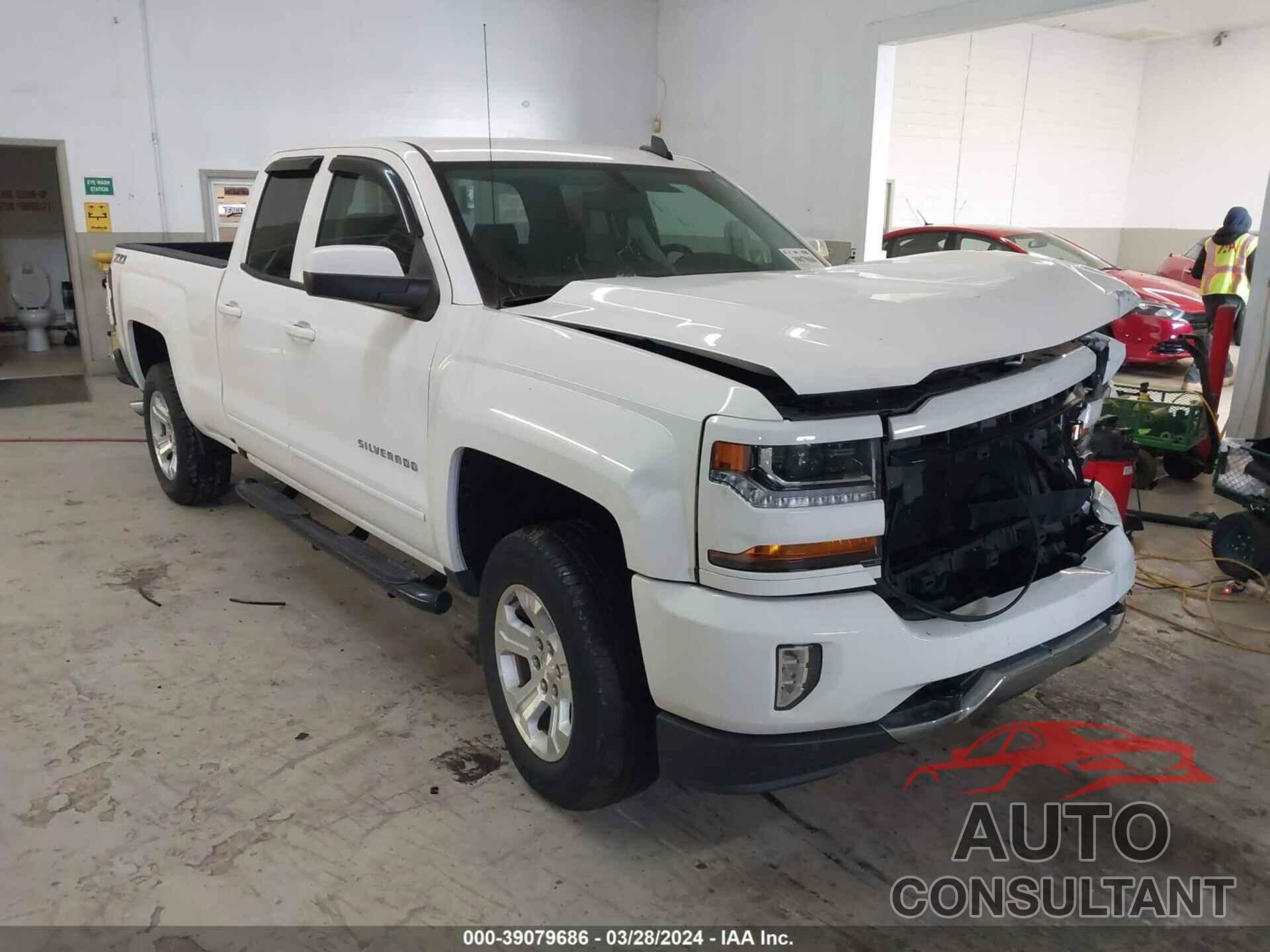 CHEVROLET SILVERADO 1500 2016 - 1GCVKREC2GZ321115