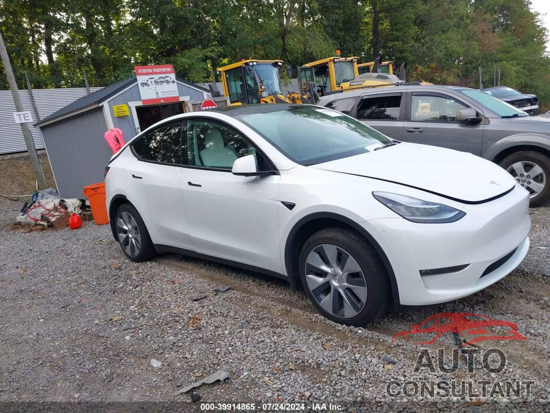 TESLA MODEL Y 2023 - 7SAYGDEE3PF616896