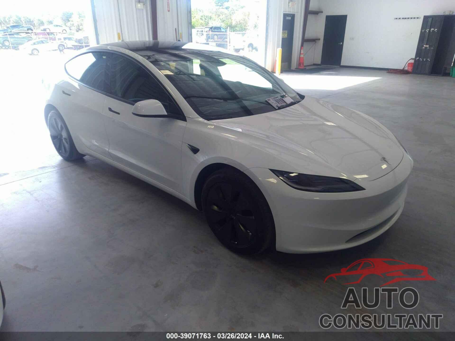 TESLA MODEL 3 2024 - 5YJ3E1EA3RF726035